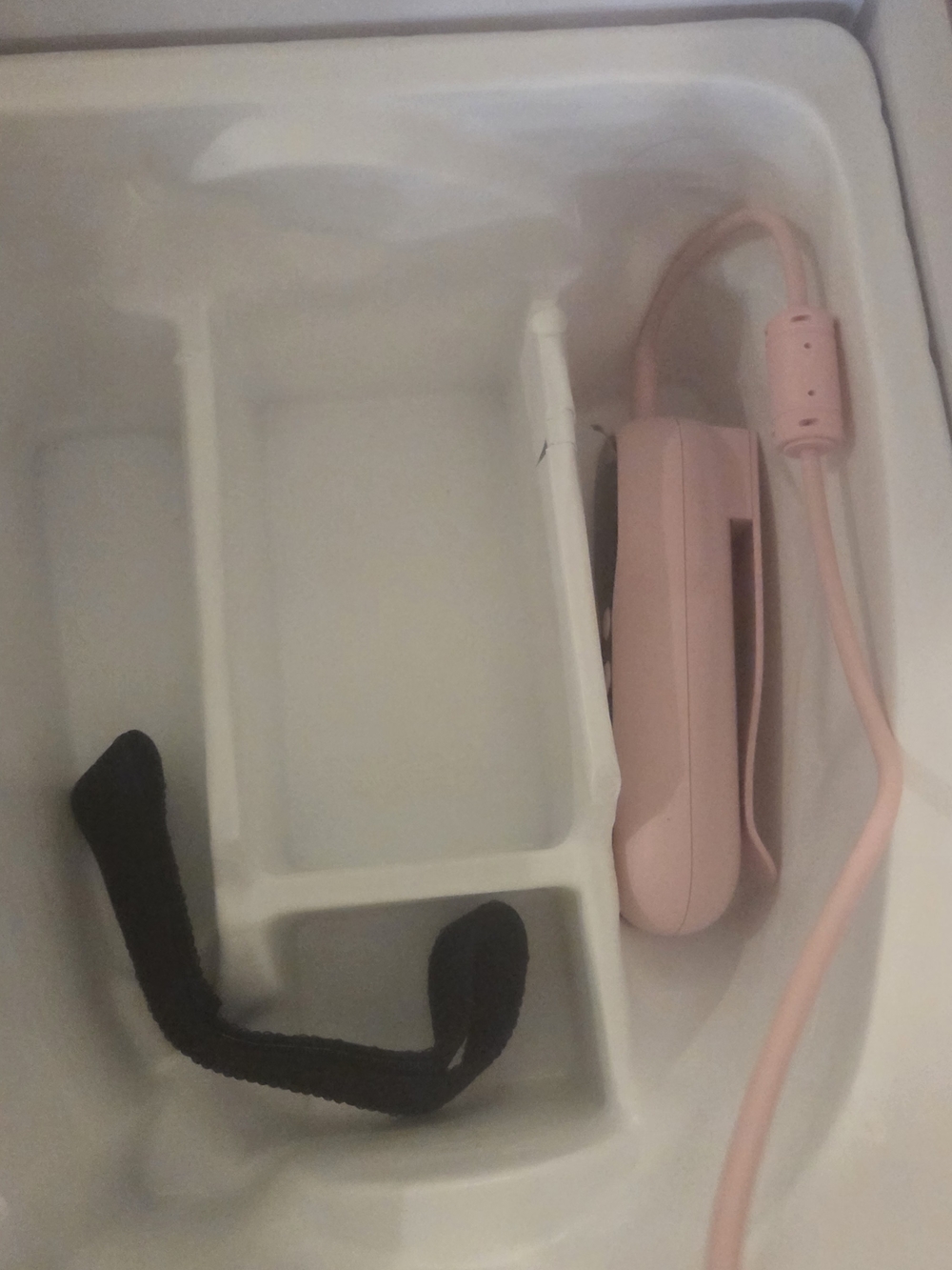 LOVERY 4D LED Light Therapy Mask - Pink - Picture 5 of 10